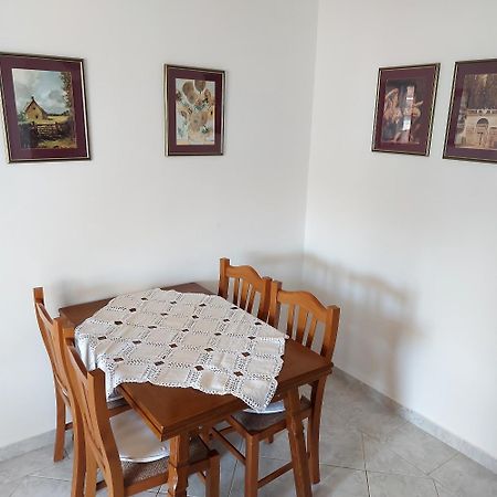 Apartmani Slavulj Фажана Екстер'єр фото