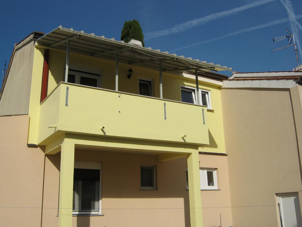 Apartmani Slavulj Фажана Екстер'єр фото