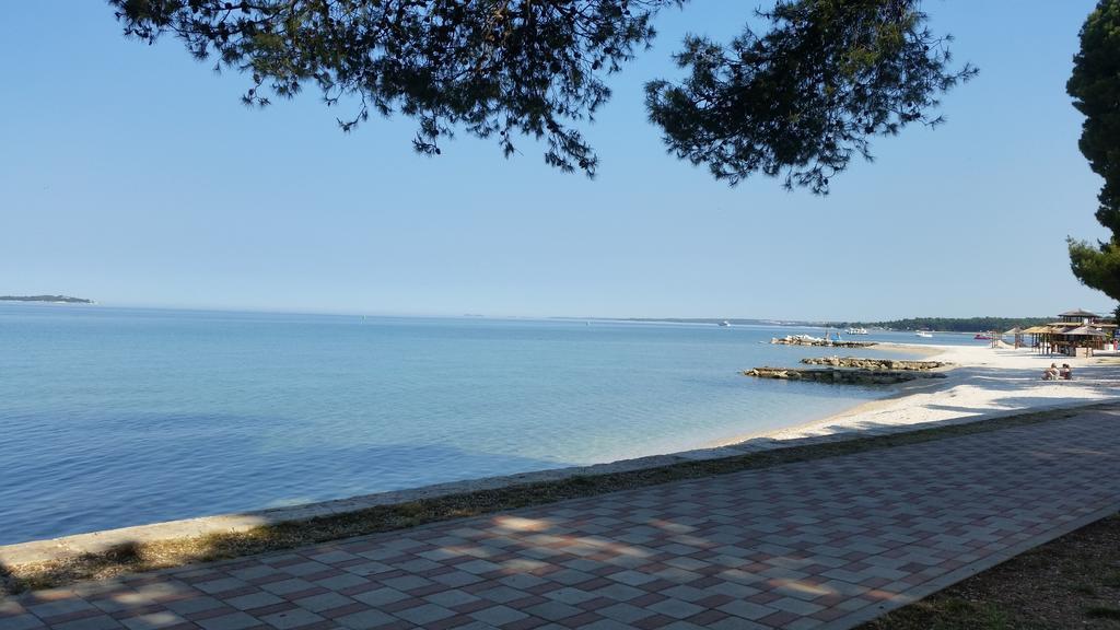 Apartmani Slavulj Фажана Екстер'єр фото